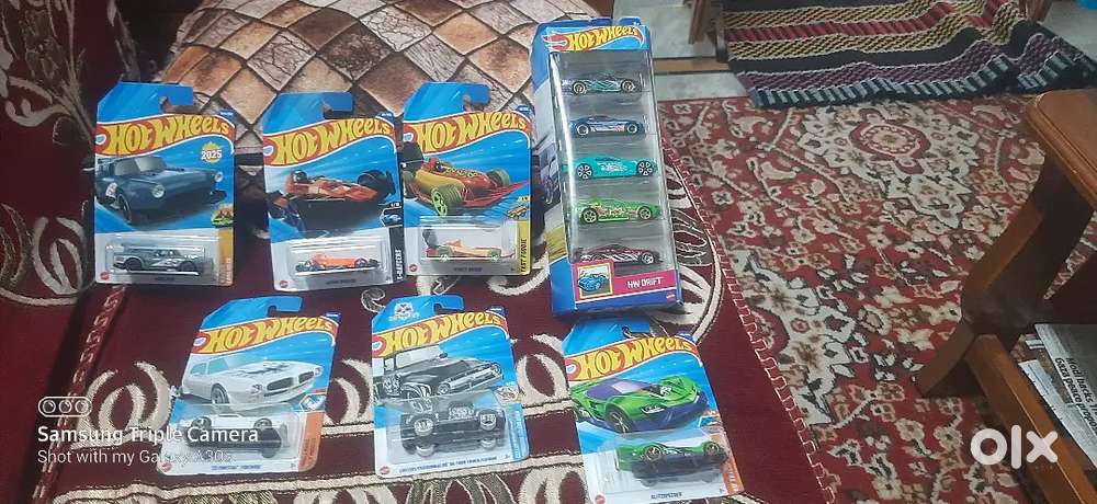 Hot wheels  hw drift 5 pack and singles