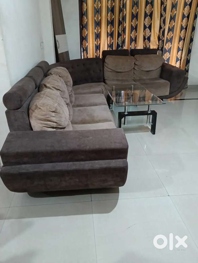 6 Seater Sofa Set with Center Table