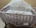 Luvlap Baby cradle