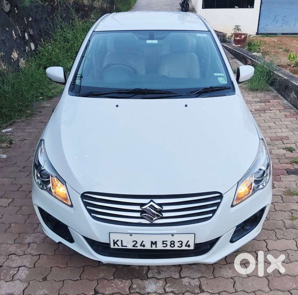 Maruti Suzuki Ciaz 2014-2017 VXi Plus, 2016, Petrol