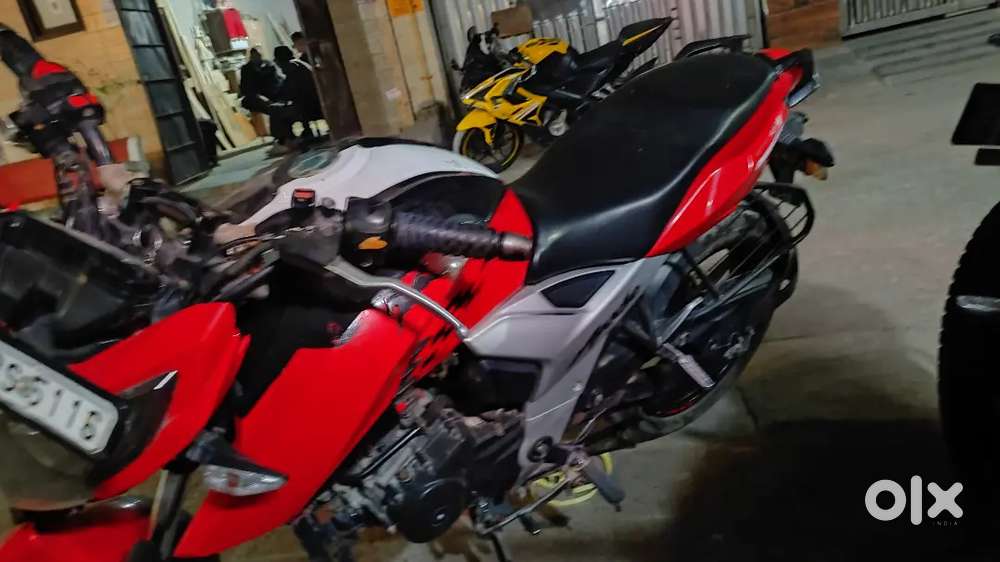 Bike condition ok h new bike leni h is liye sale krra hu