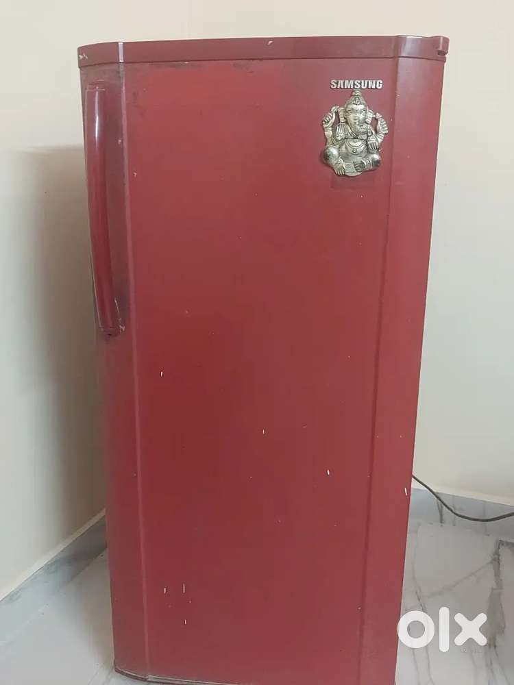 Samsung single door refrigerator in working condition