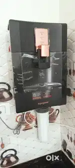 Aquaguard water filter 4 month old and it uv machine selling p-r8000