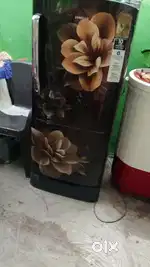 good condition samsung fridge  3year old