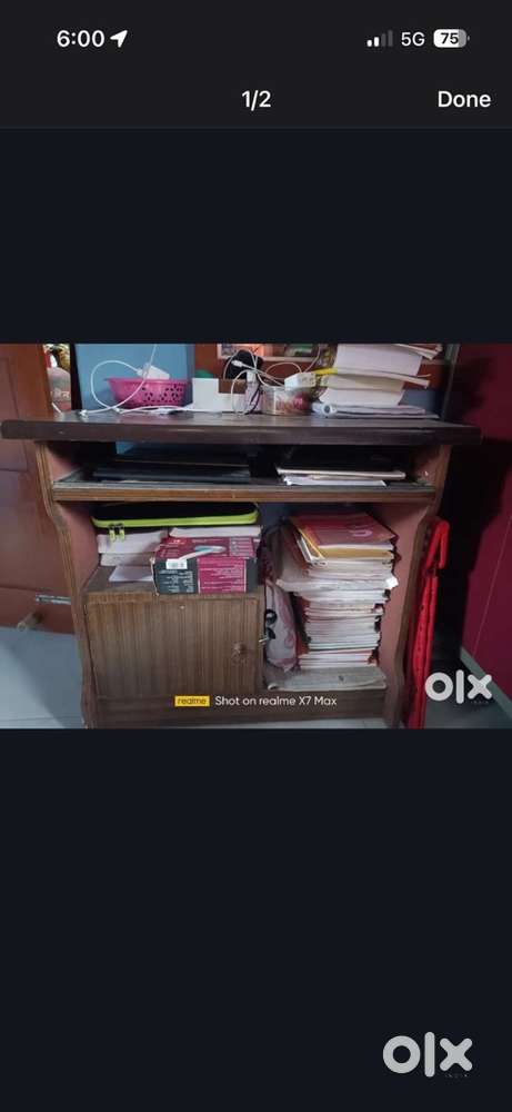 Computer table