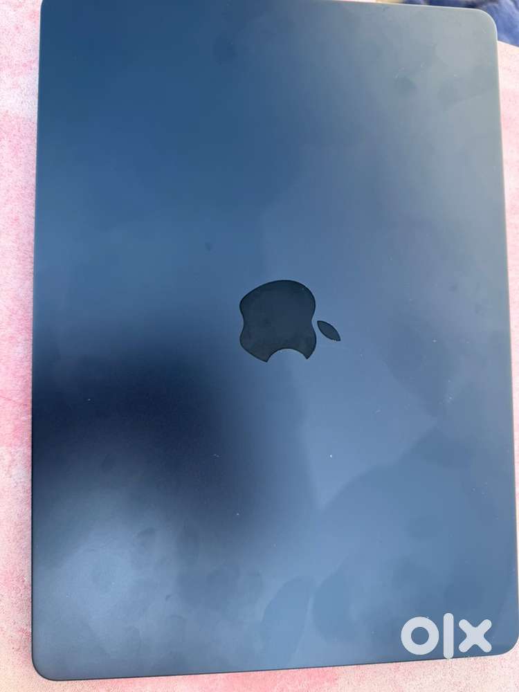 Macbook Air M4, 16 GB, 256GB, 2 months old