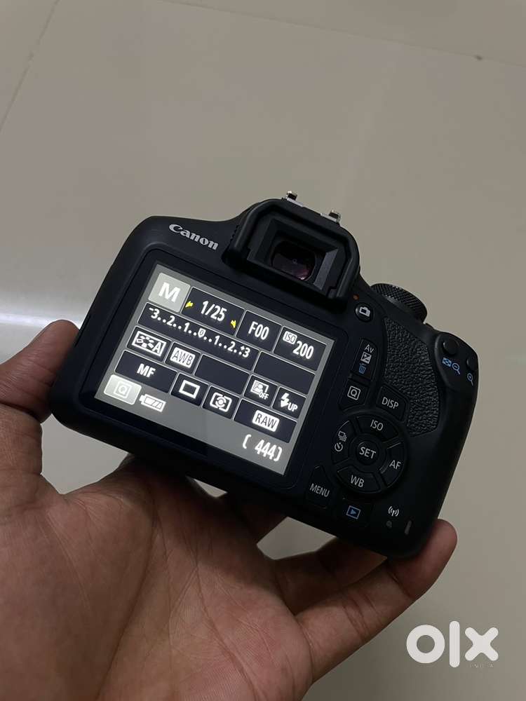 Canon EOS 1500D DSLR Camera – Full Kit