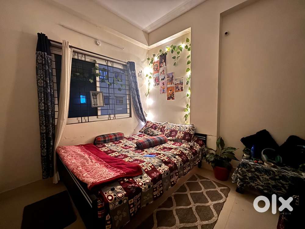 Double size bed