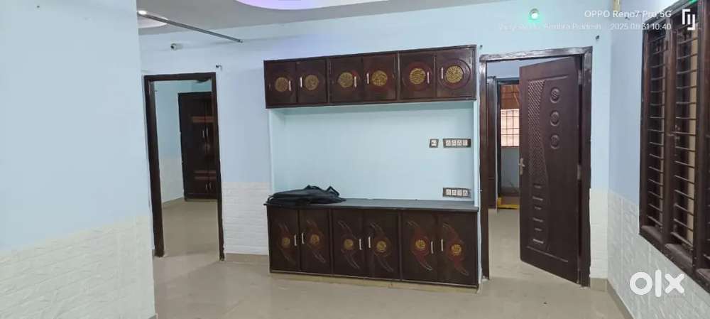 2bhk ఫ్లాట్ ఫర్ సెల్ బల్లెం వారి విధి కి 100 మీటర్స్ దూరంలో