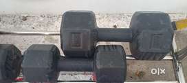 2 pair of dumble of 3kg and 5kg for sale