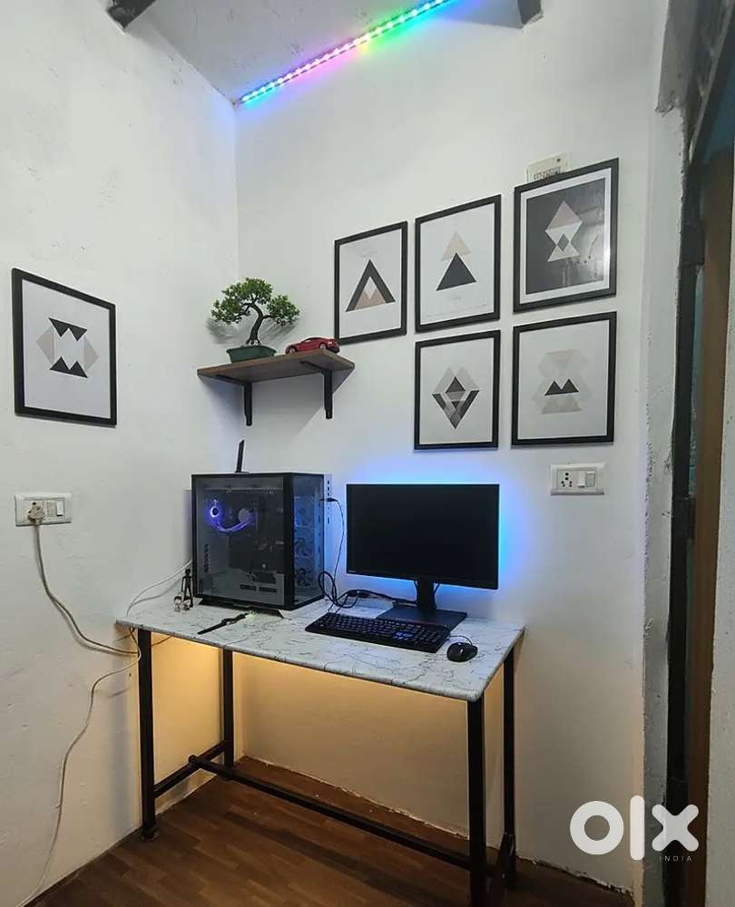 A gaming computer i9 12400K