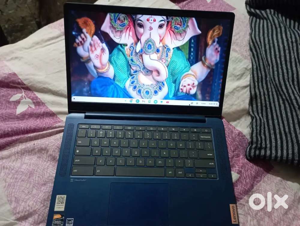 Lenovo laptop 4GB RAM 128GB STOGRGE