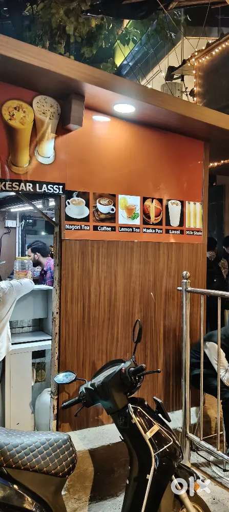 Small shop for sell Prime location Bandra West near shopper stop