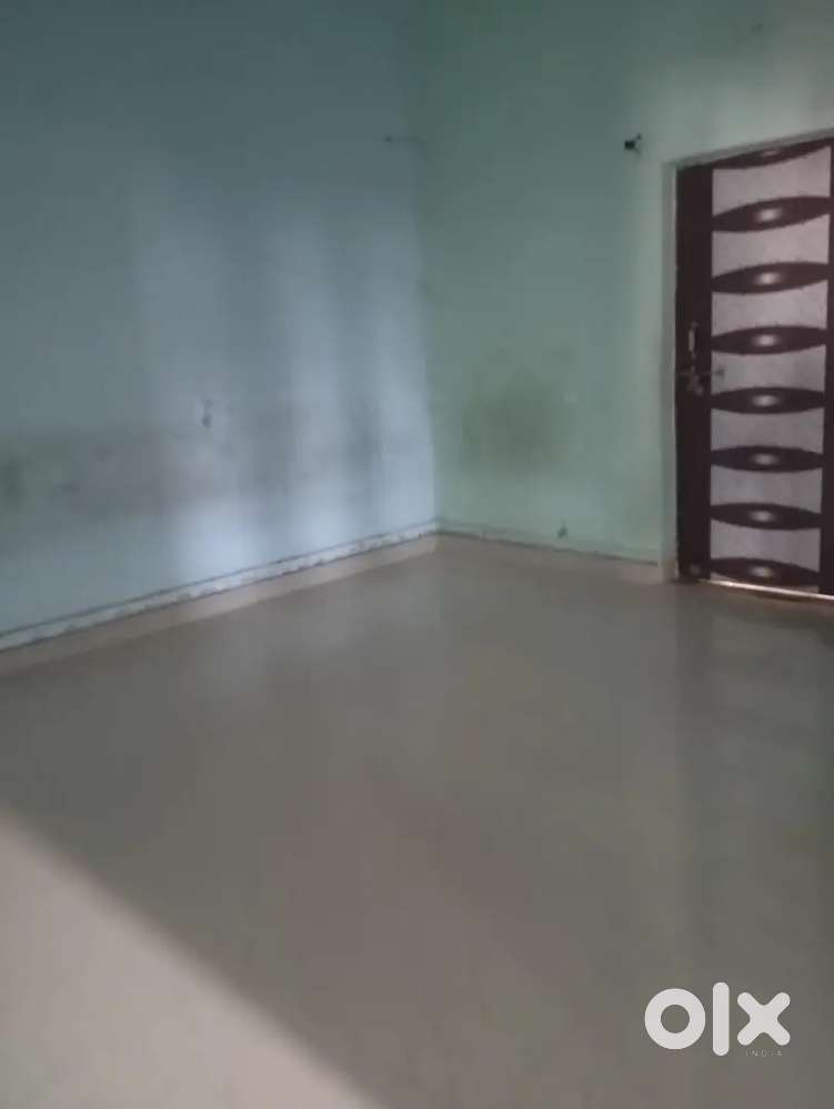 2 bhk only for girls and Families