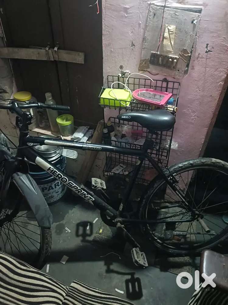 Arjent sale asking 2500