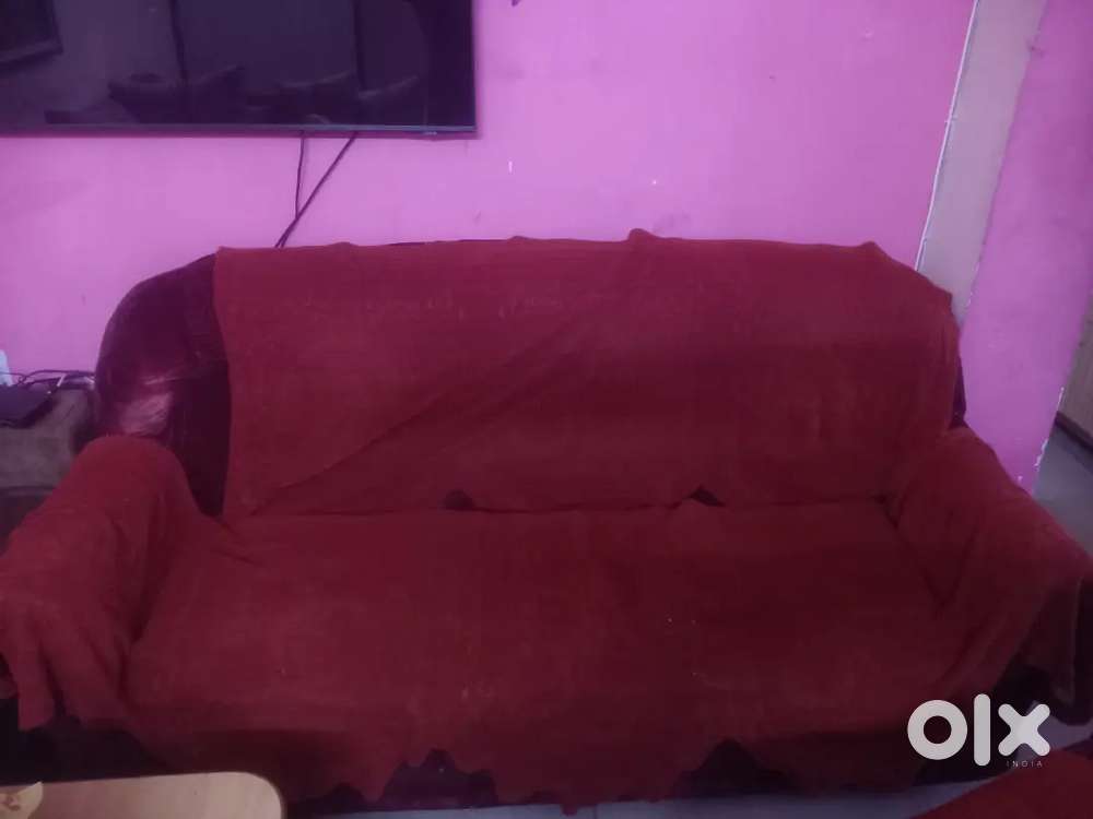 SOFA SET FOR SELL!!