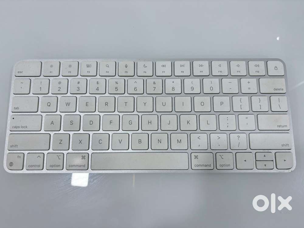 Apple Magic Keyboard For Sale – Excellent Condition
