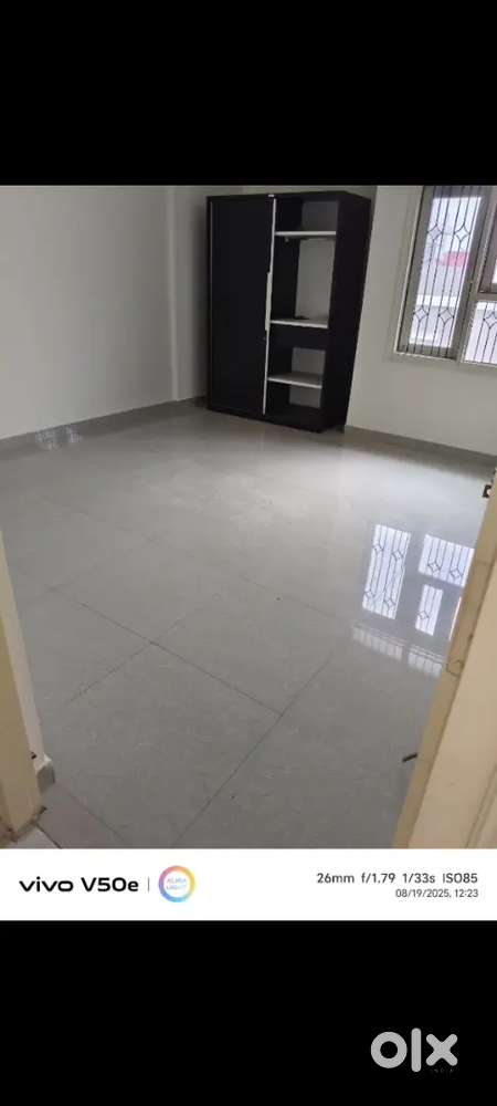2 bhk flat for office in boring canal road