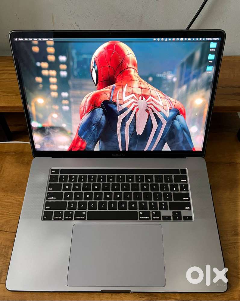 MacBook Pro A2141 16 inch i9 16GB 512GB