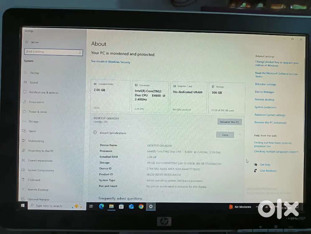 Ram - 2GB
CPU 2.40GHz

Hard disk space - 306GB

Original Dell CPU