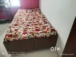 Single bed in superb condition