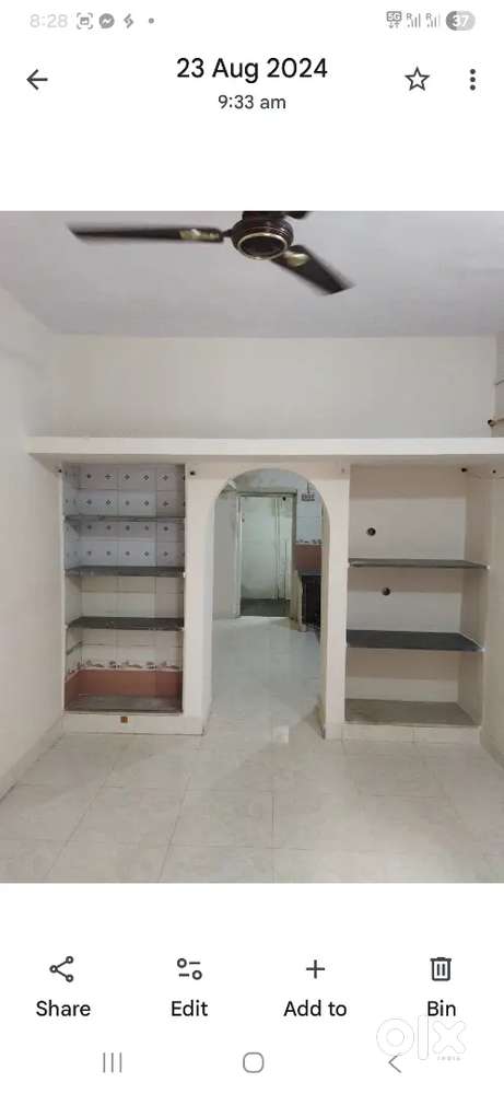 D-Mart,Bank,Patrol pump and auto stand within 500 mtrs 24x7