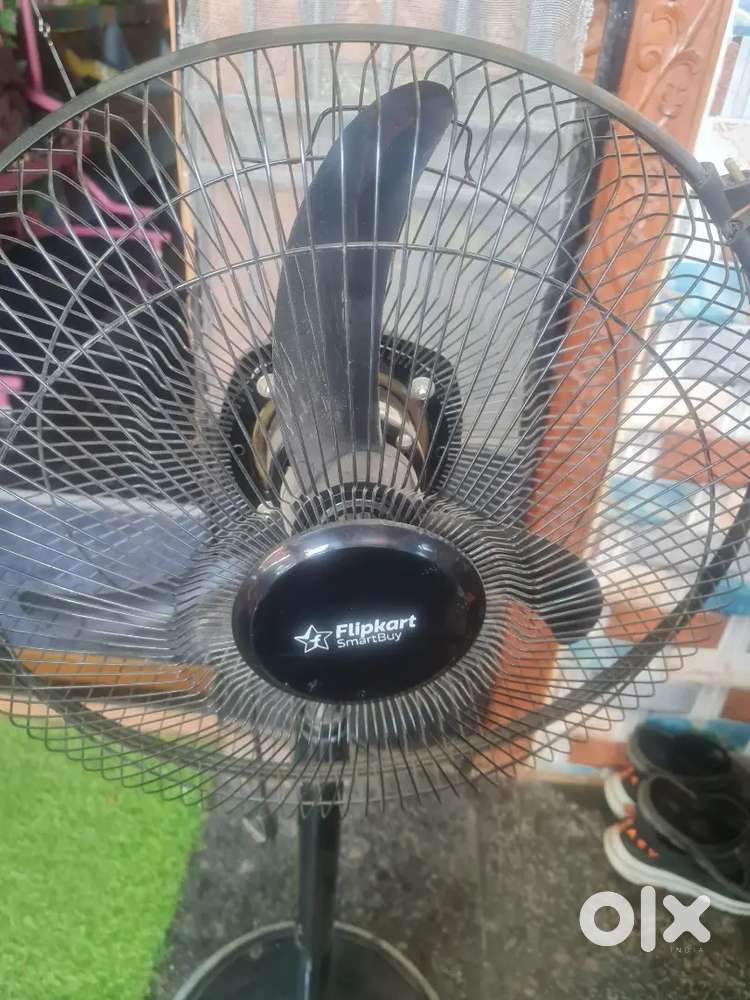 Table Fan.