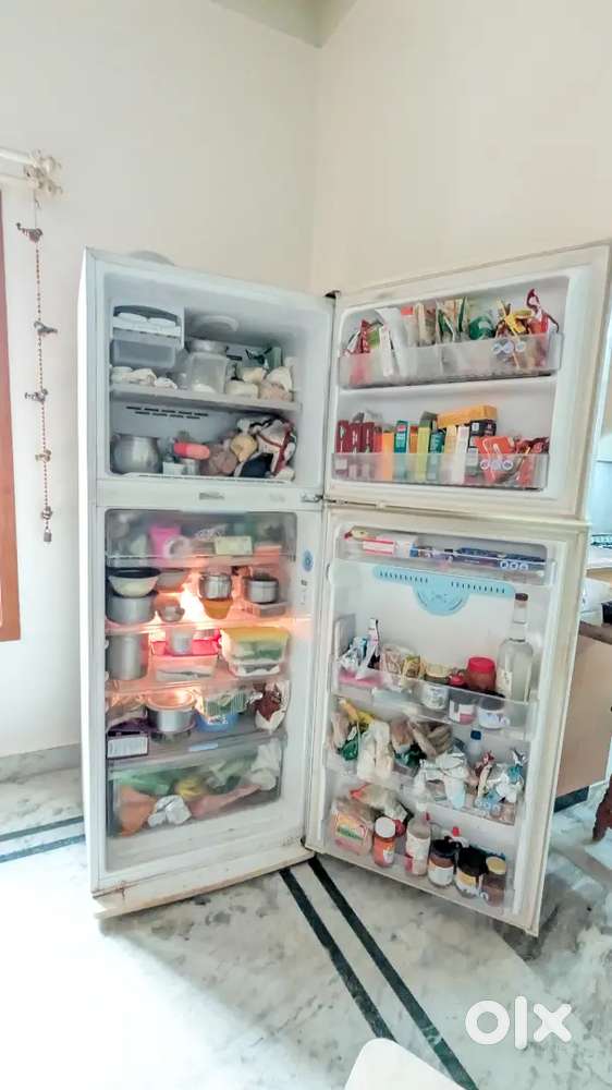 LG Double Door Refrigerator 610L
