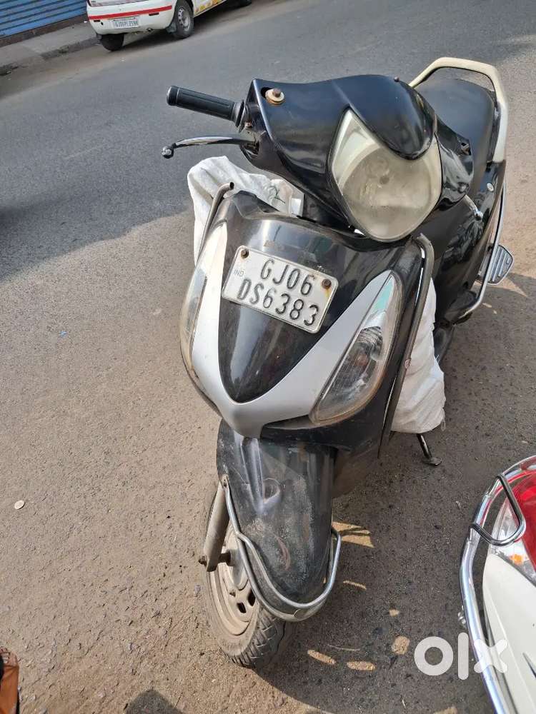 Good condition & smooth ride & New battery, tyre