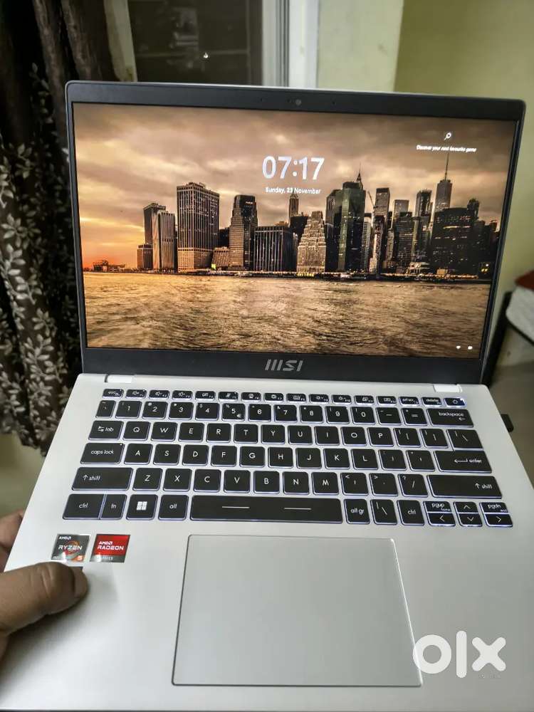 MSI Modern 14 Laptop in new condition