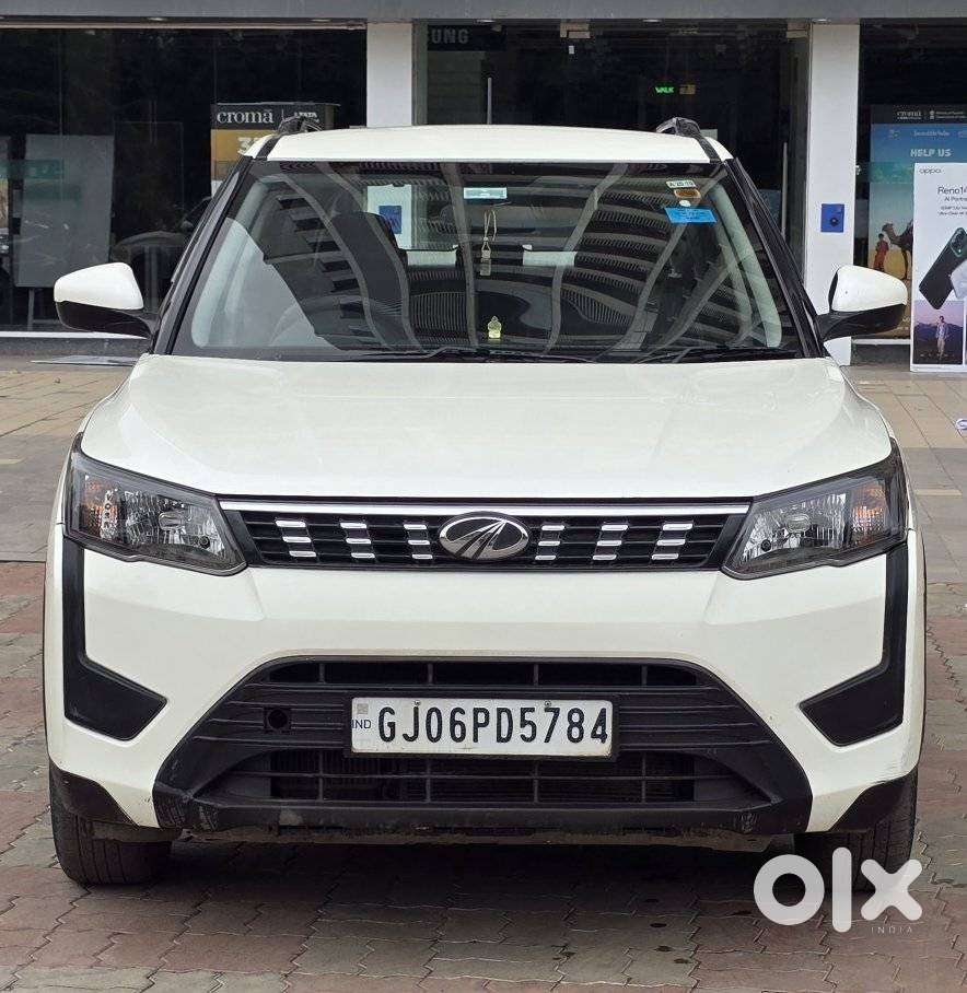 Mahindra XUV300 W6 Diesel, 2020, Diesel