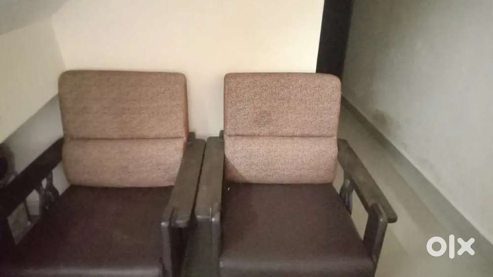 7 Furniture items at 25000/- only