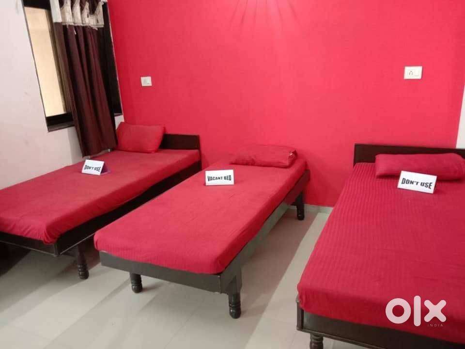 Best Fully furnished Boys PG Available at Ellorapark and Subhanpura