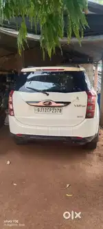 Mahindra XUV500 2016 Diesel 92375 Km Driven