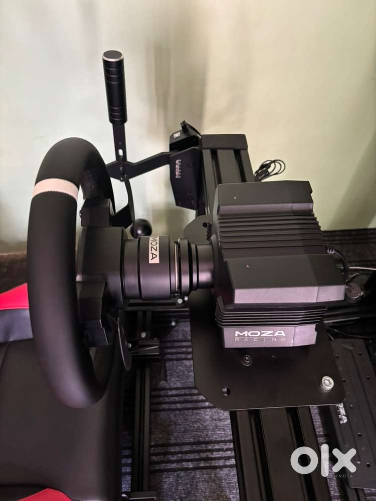 Moza R5 Bundle Sim Racing