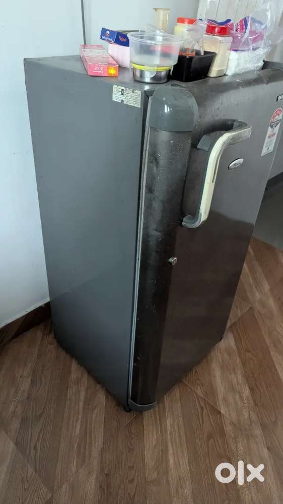 Fridge Whirlpool genius 200L