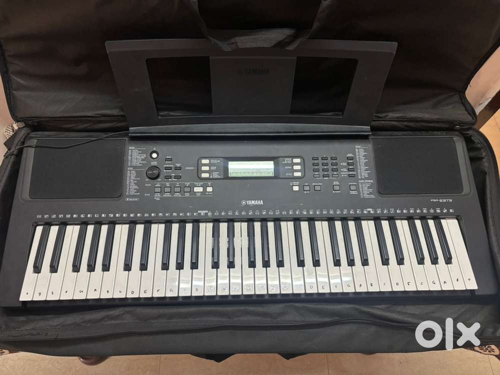 YAMAHA PSR-E373 (61 Keys) Portable Keyboard