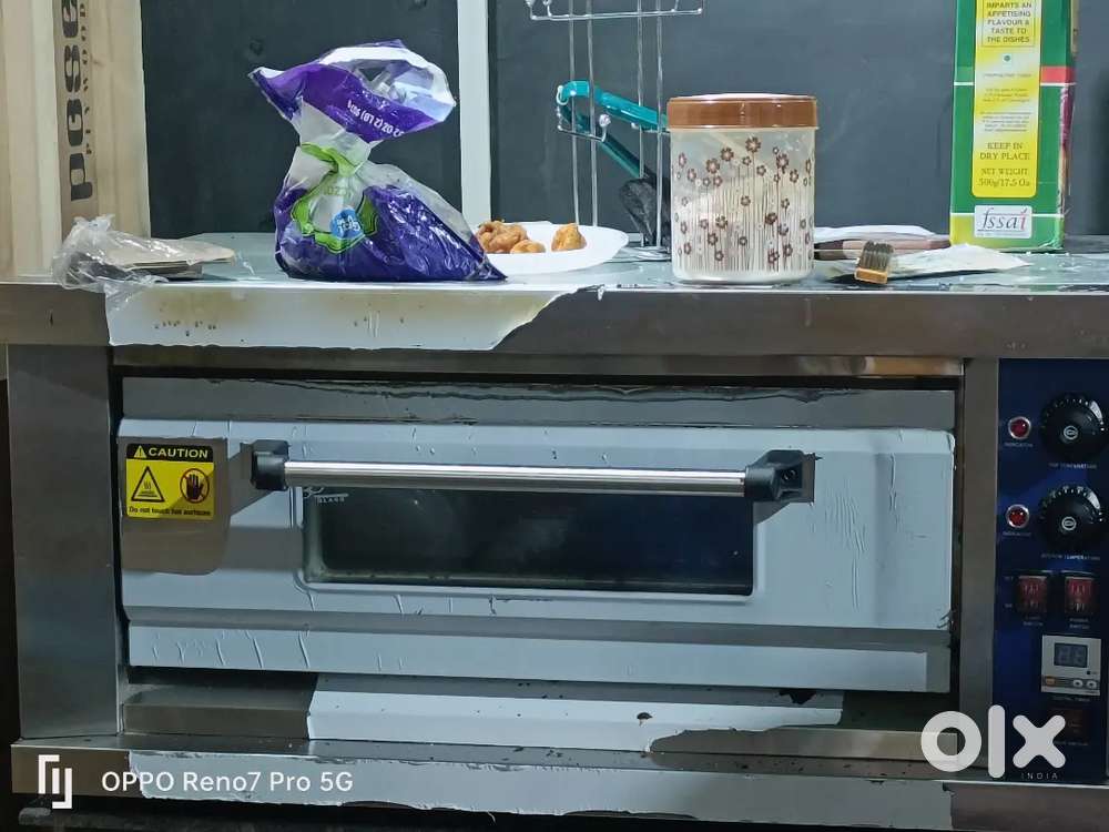 3KW Commercial Pizza Oven  Like New  Perfect for Café or Bakery