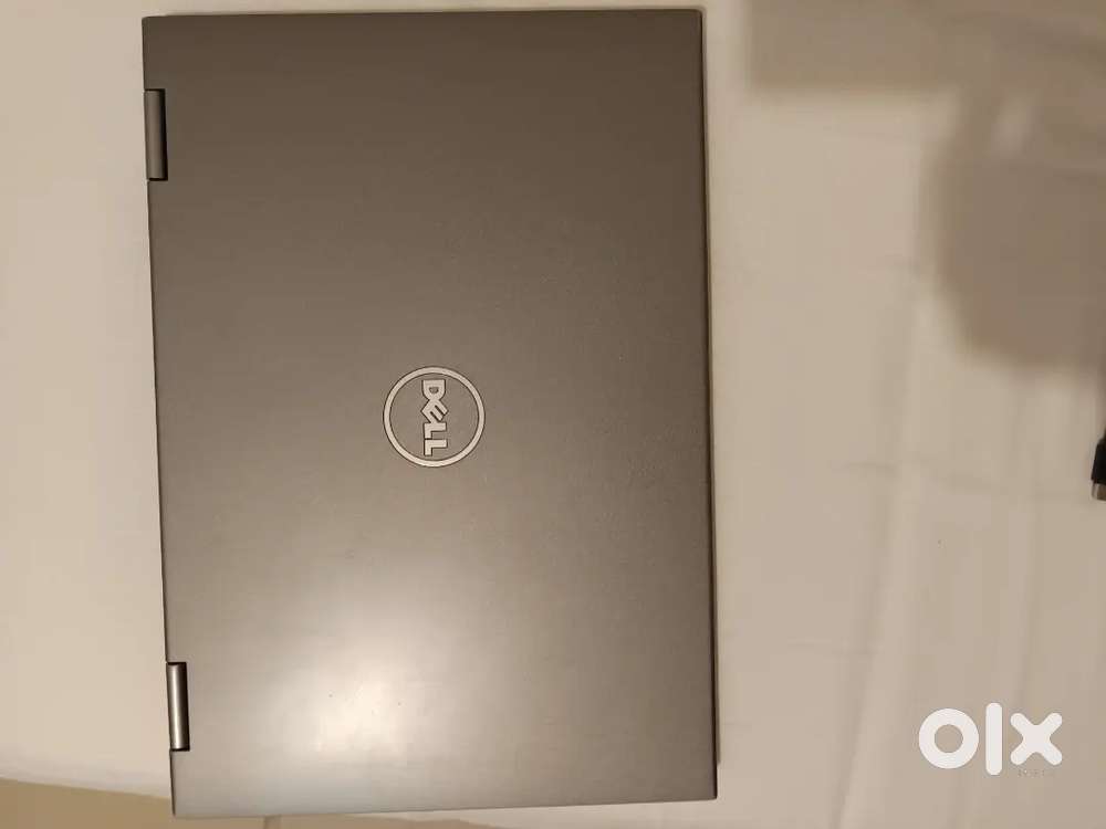 Dell 13.3 inch TouchScreen Laptop 8GBram 1TB HDD Win10