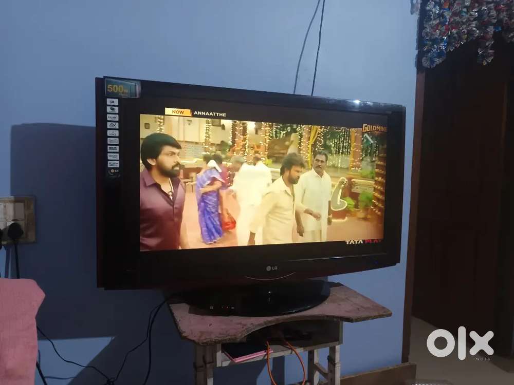 TV 42inch ka hai