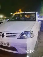 Mahindra Renault Logan 2009