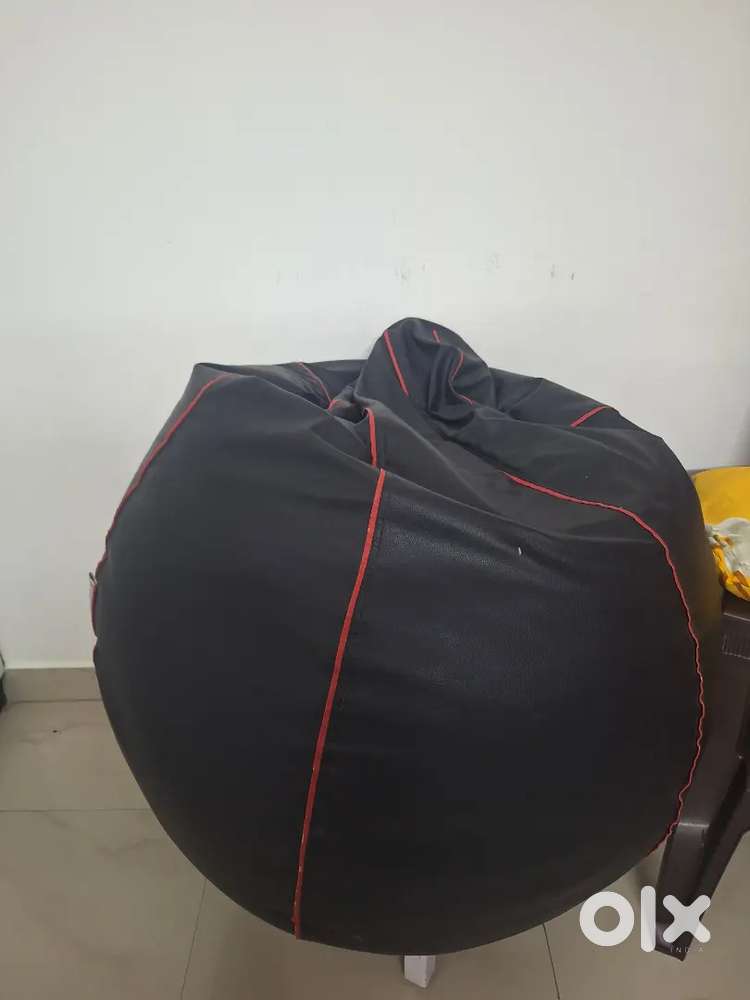 Black bean bag