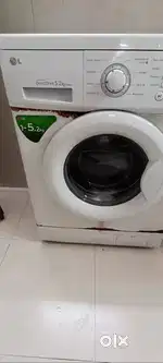 LG fully automatic front load 5.2 kg