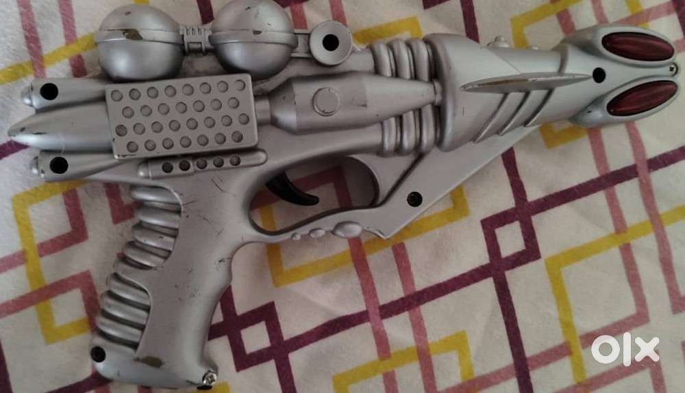 Vintage Silver Space Ray Toy Battery Operated 40 year old working