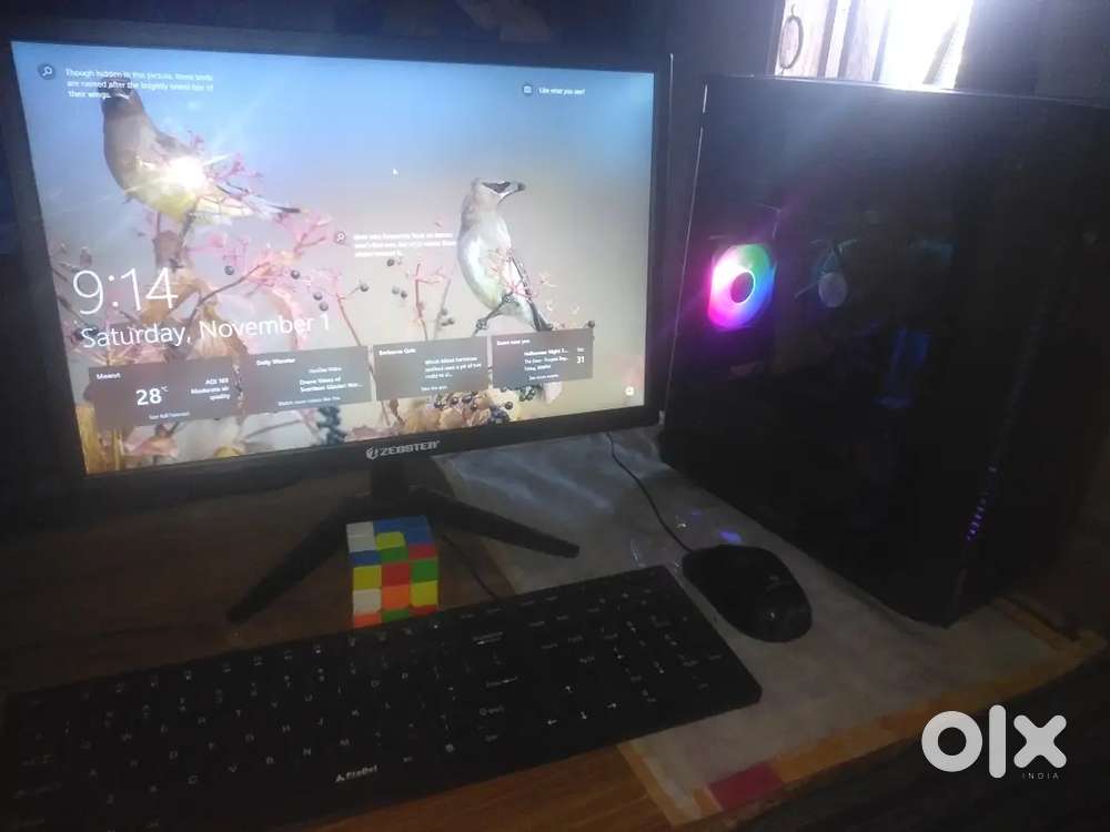 Gaming and editing pc with monitor  keyboard and mouse