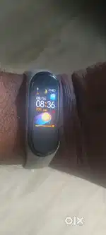 MI SMART BAND 4