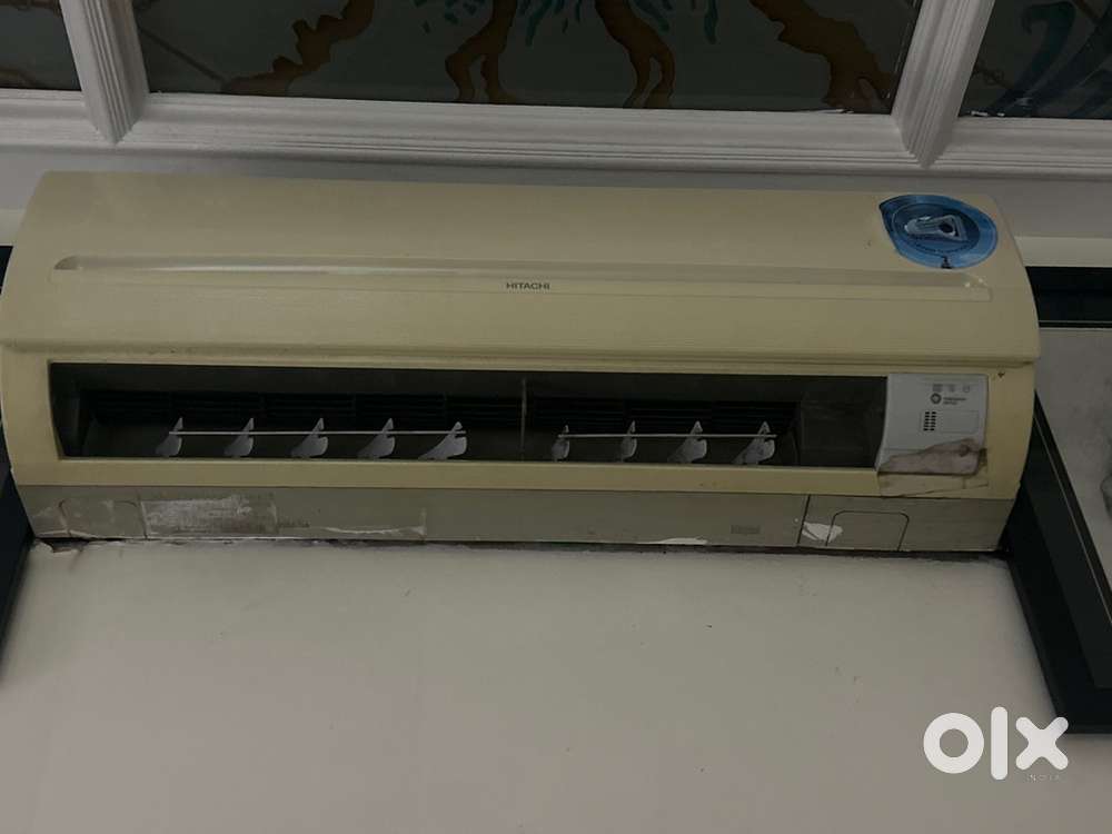 Hitachi ac