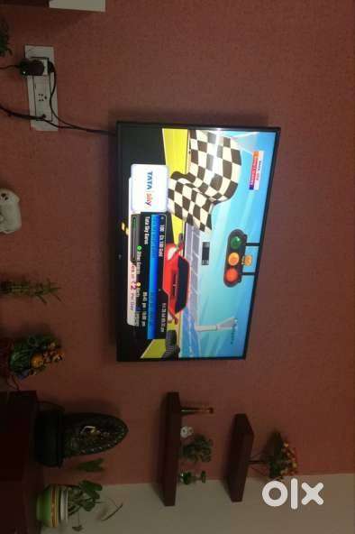 Samsung Few months old 46 Wide Screen UHDLED HDMI n USB Superb clarity
