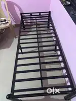 Bed- 3 by 6