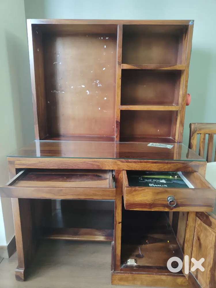 Spacious, Sturdy, Sheesham Wood Multipurpose Table